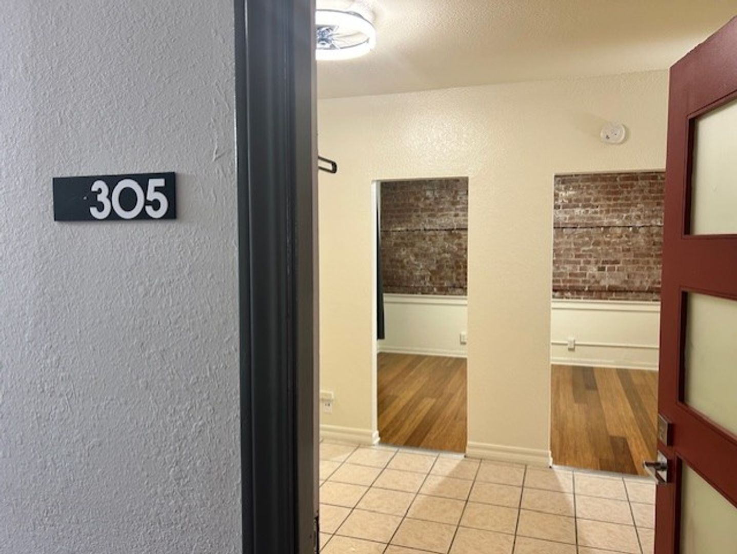 Richmond Apartment: 147-149 W Richmond Avenue
