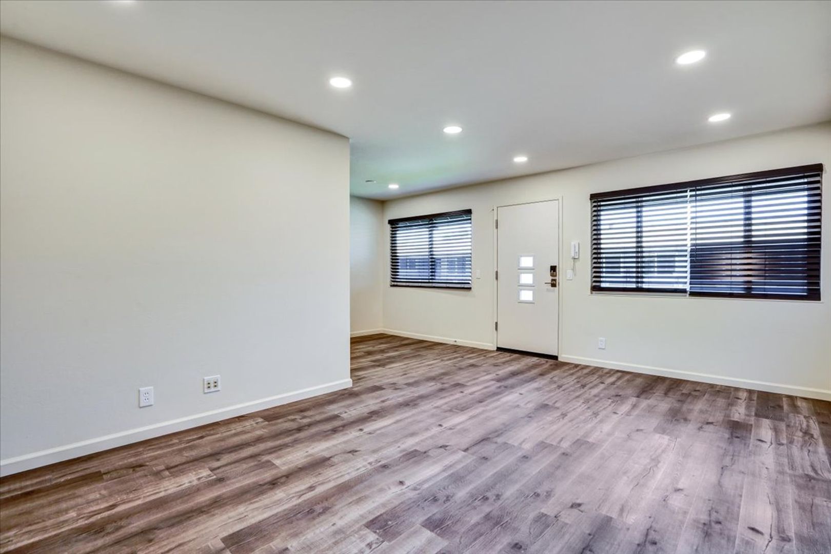 Mountain View Apartment: 1980 California Street