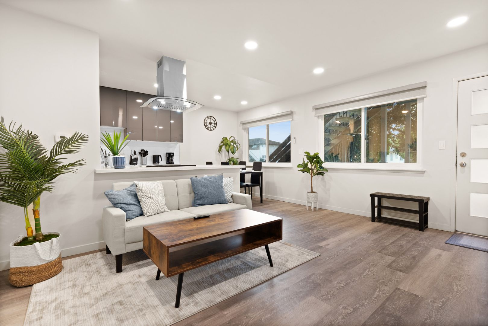 Campbell Apartment: 430 Dunster Drive