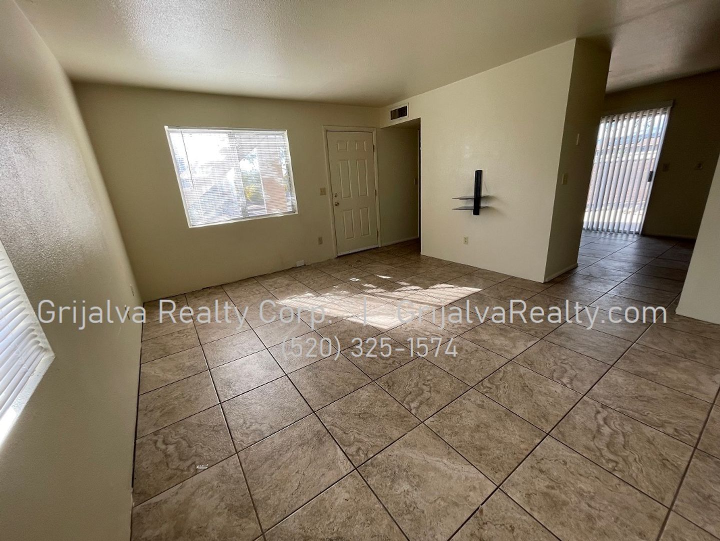 Tucson Apartment: 3801-3807 S. Queen Palm