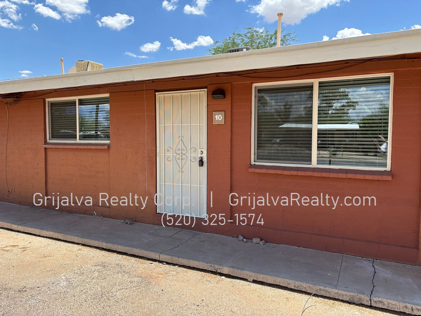 Tucson Apartment: 2920 N. Richey