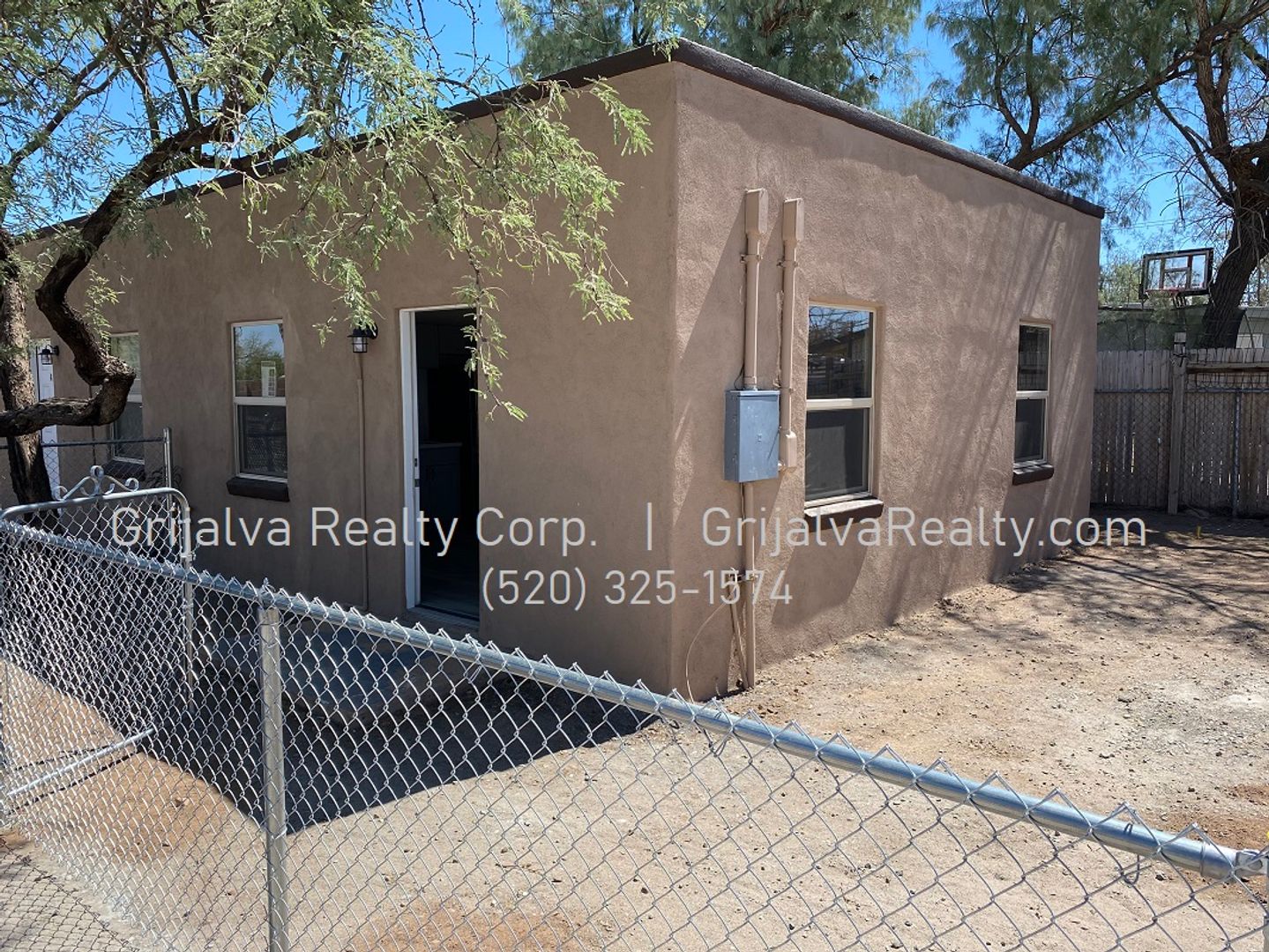 Tucson Apartment: 437 E Navajo Rd