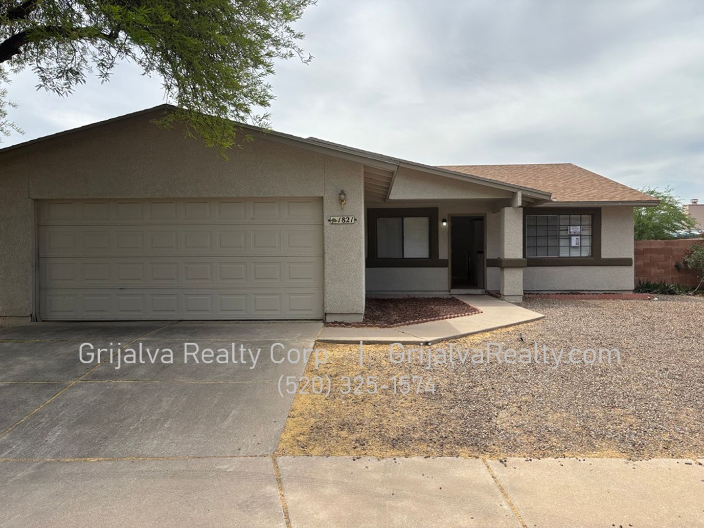 Tucson House: 1821 W. Mountain Oak Ln