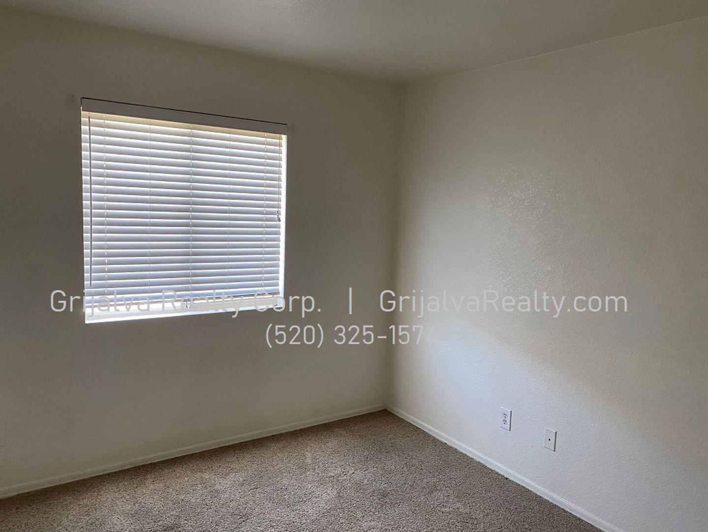 1595 Beantree 11 of 12