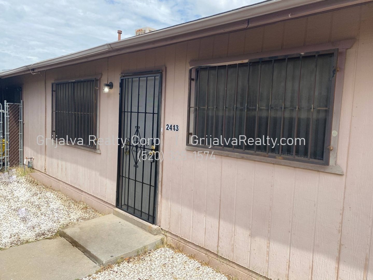 Tucson Apartment: 2439 N. Fontana Ave