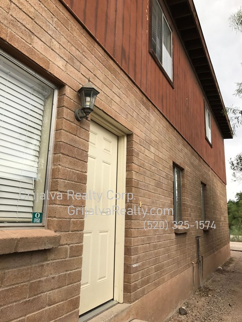 Tucson Apartment: 1014 E. 12th St.