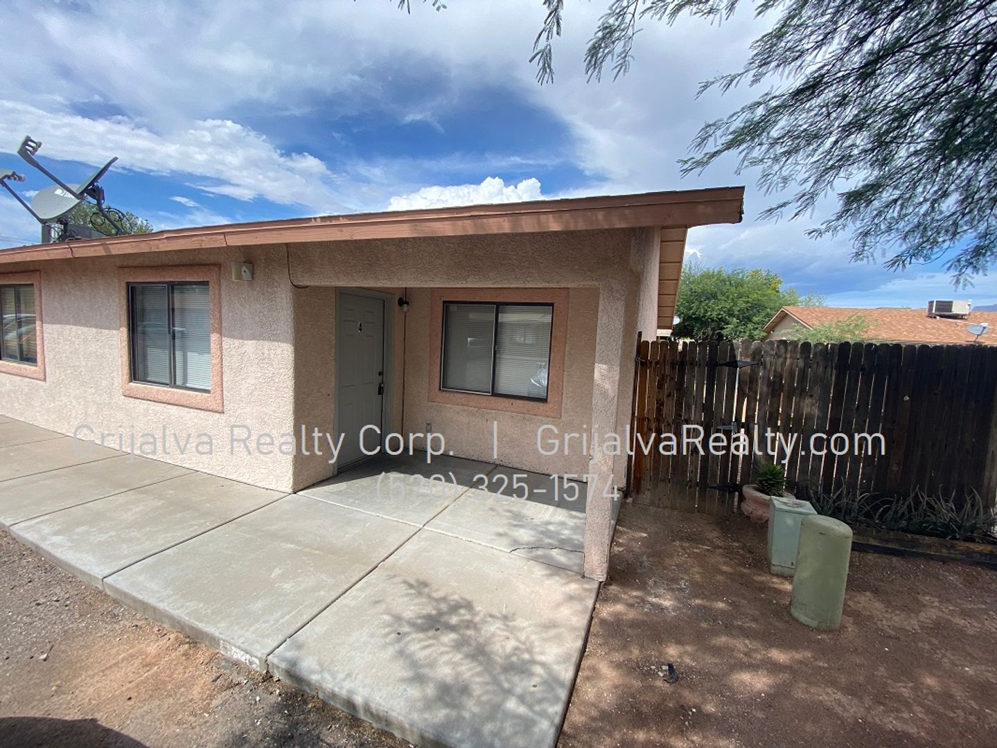 Tucson Apartment: 226 W Roger Rd