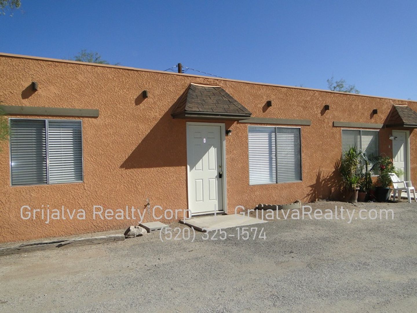 Tucson Apartment: 3529 E. Monte Vista Dr. G - J   Maintenance