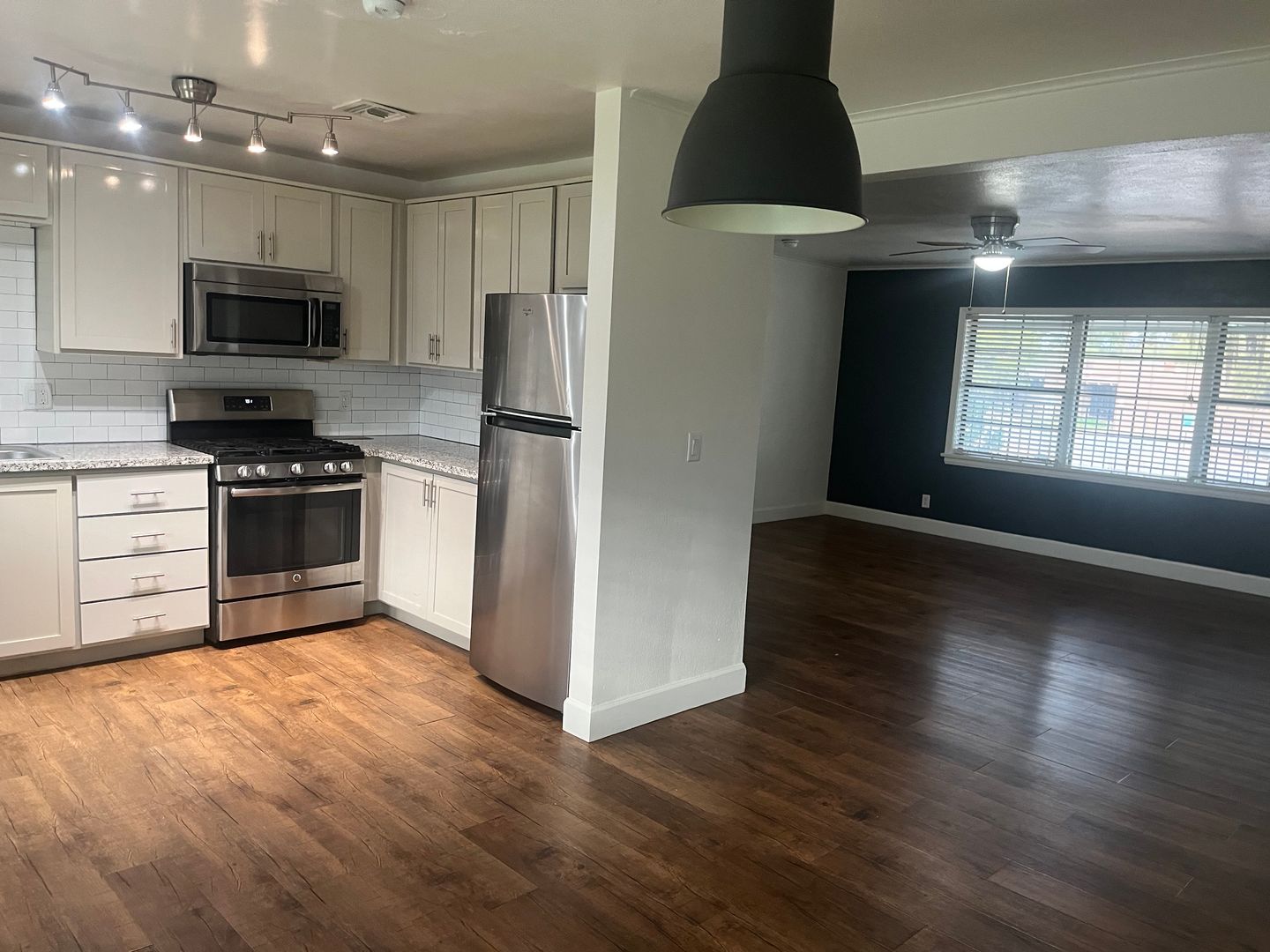 Tucson Apartment: 331 S. Alvernon Way