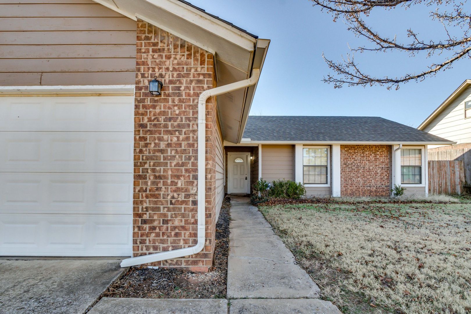 Oklahoma City House: 6624 NW 124th St