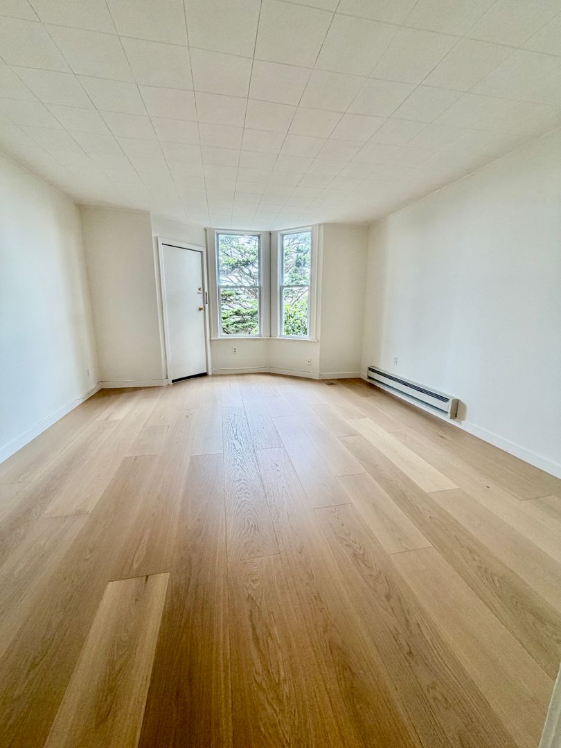 San Francisco Apartment: 322 Parnassus Ave