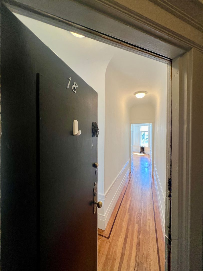 San Francisco Apartment: 961 Pine Street