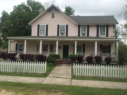 2 Bedroom 1 Bath Apartment – photo 1