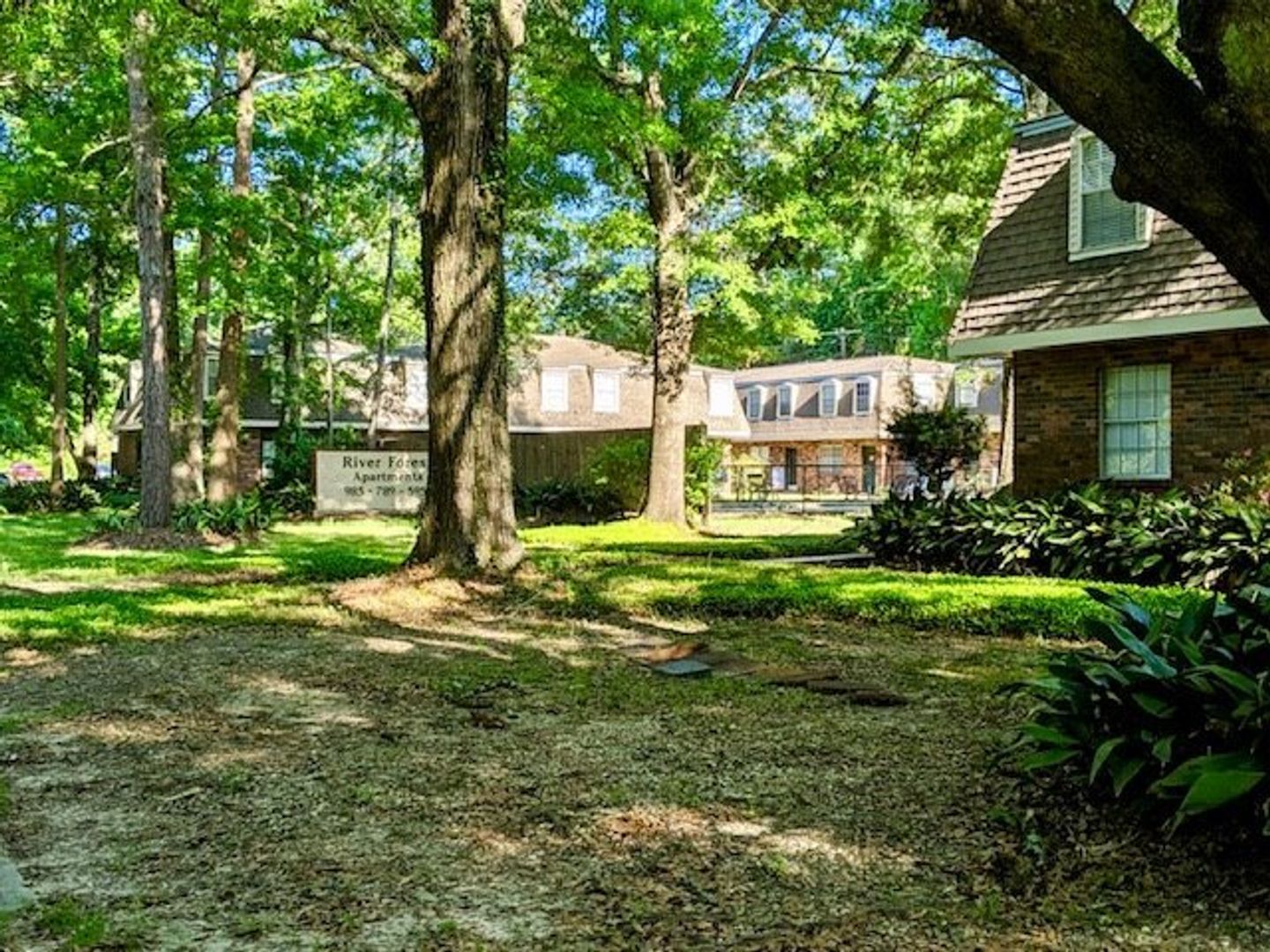 Covington Apartment: 7 Lurline Dr