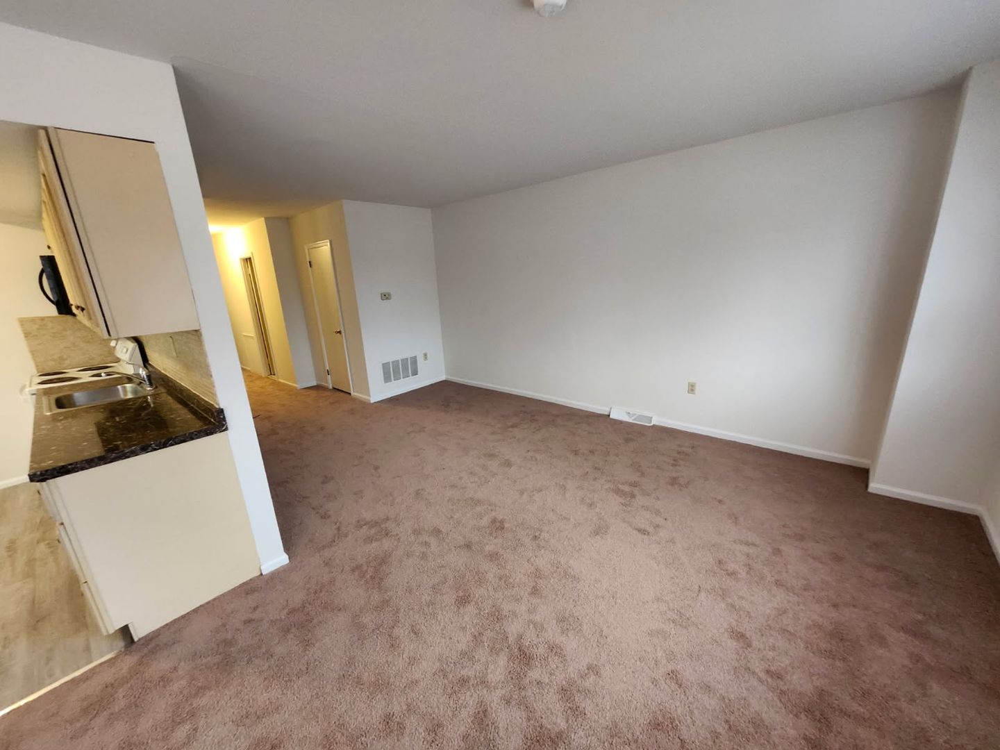 Lansdale Apartment: 520-522 Green Street