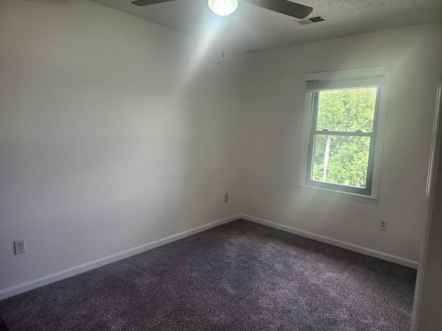 Mount Airy House: 1810 N Main St