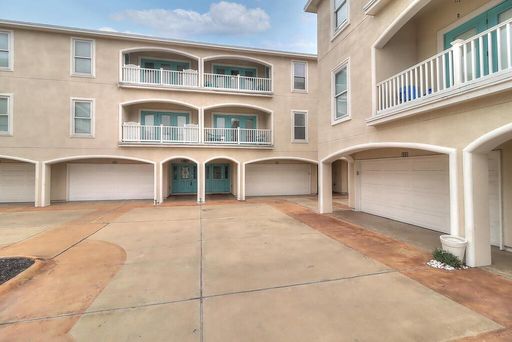 14422 Verdemar Unit 204 - 2/Bed 3.5/Bath - $1995/month – photo 1