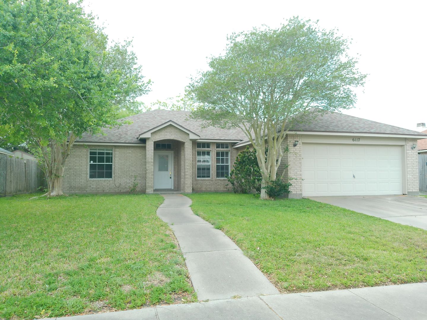 Corpus Christi House: 6117 Jessica Drive