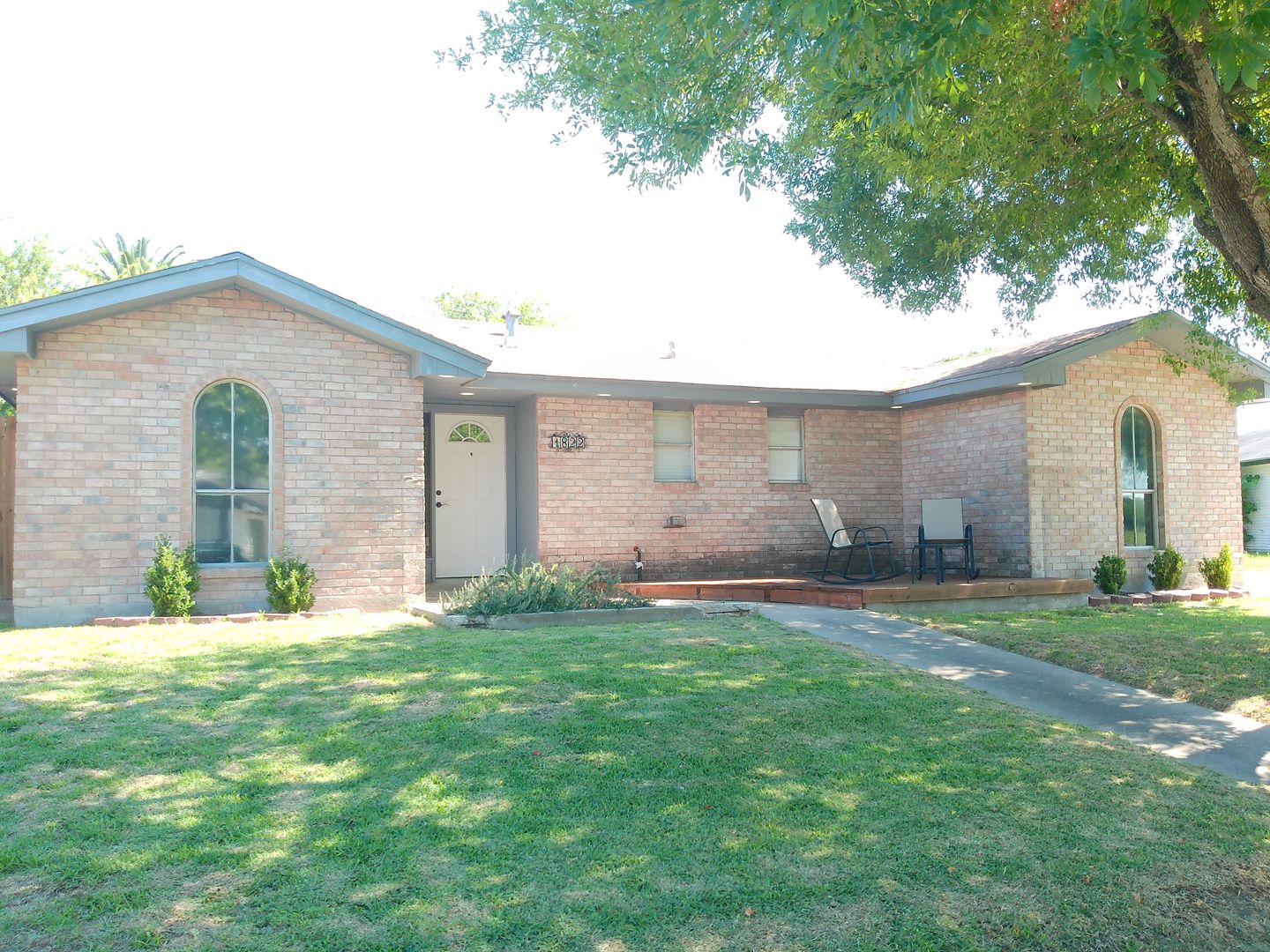 Corpus Christi House: 1822 Volga Dr