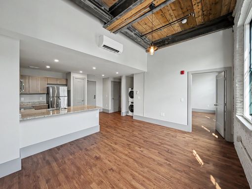 90 Grove Street - 108 – photo 1