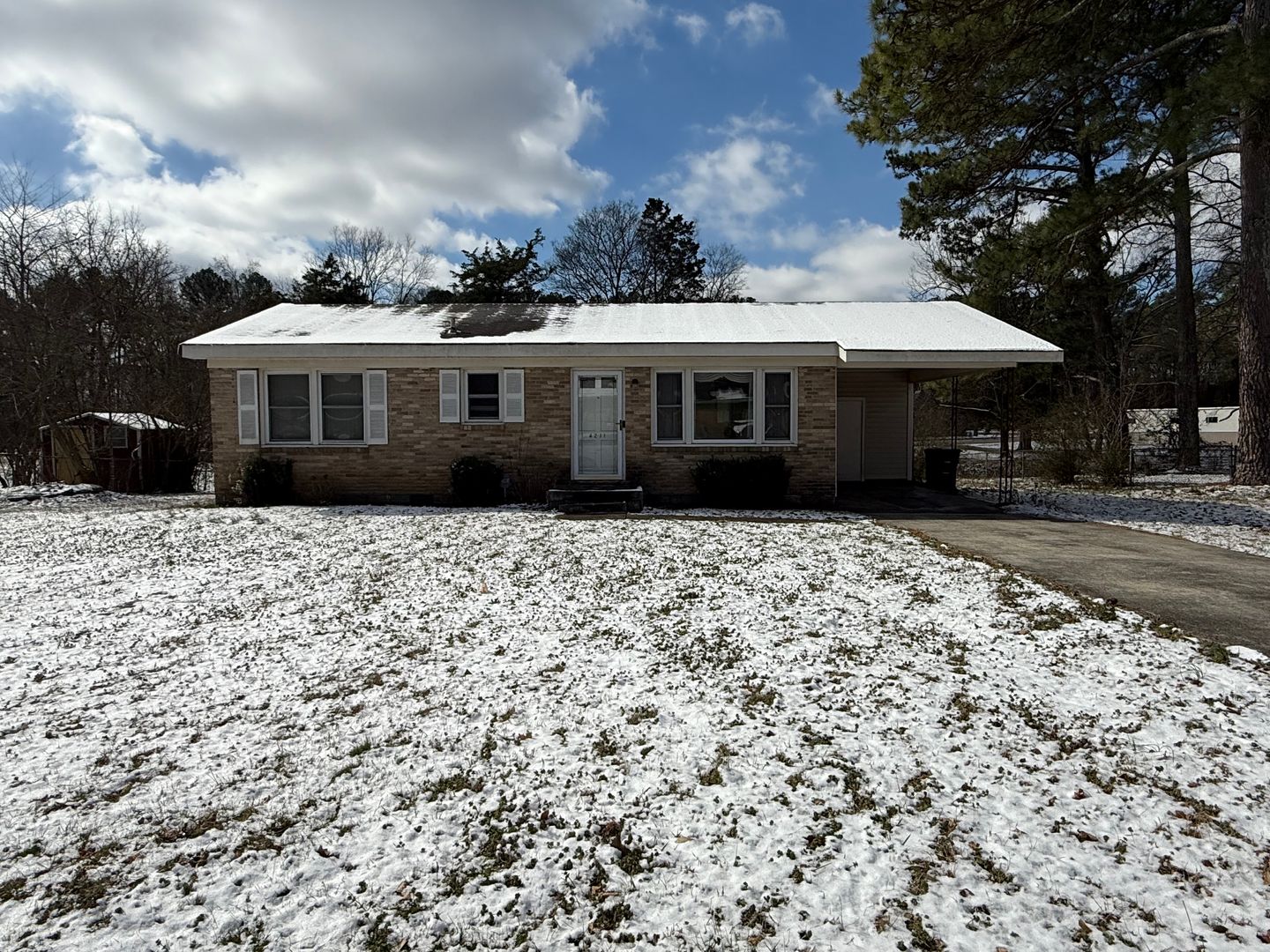 Huntsville House: 4211 Tee Jay Dr NW