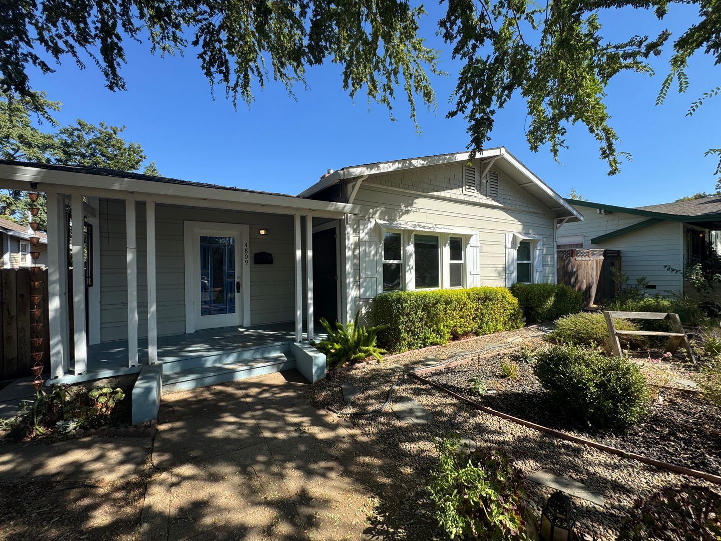 Sacramento House: 4809 10th Ave
