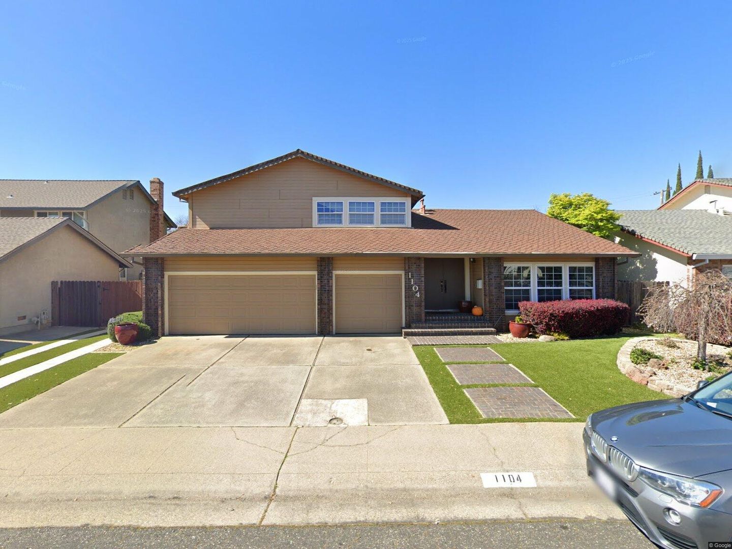 Roseville House: 1104 Terra Way