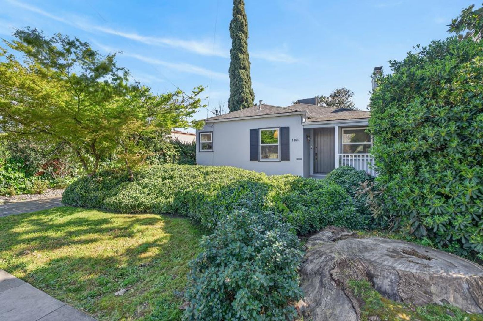 Sacramento House: 1065 48th Street