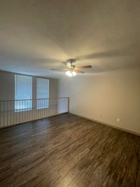 7229 Ferguson Rd Apt 404 – photo 1