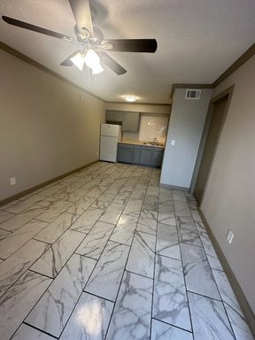 801 Culver St., D103