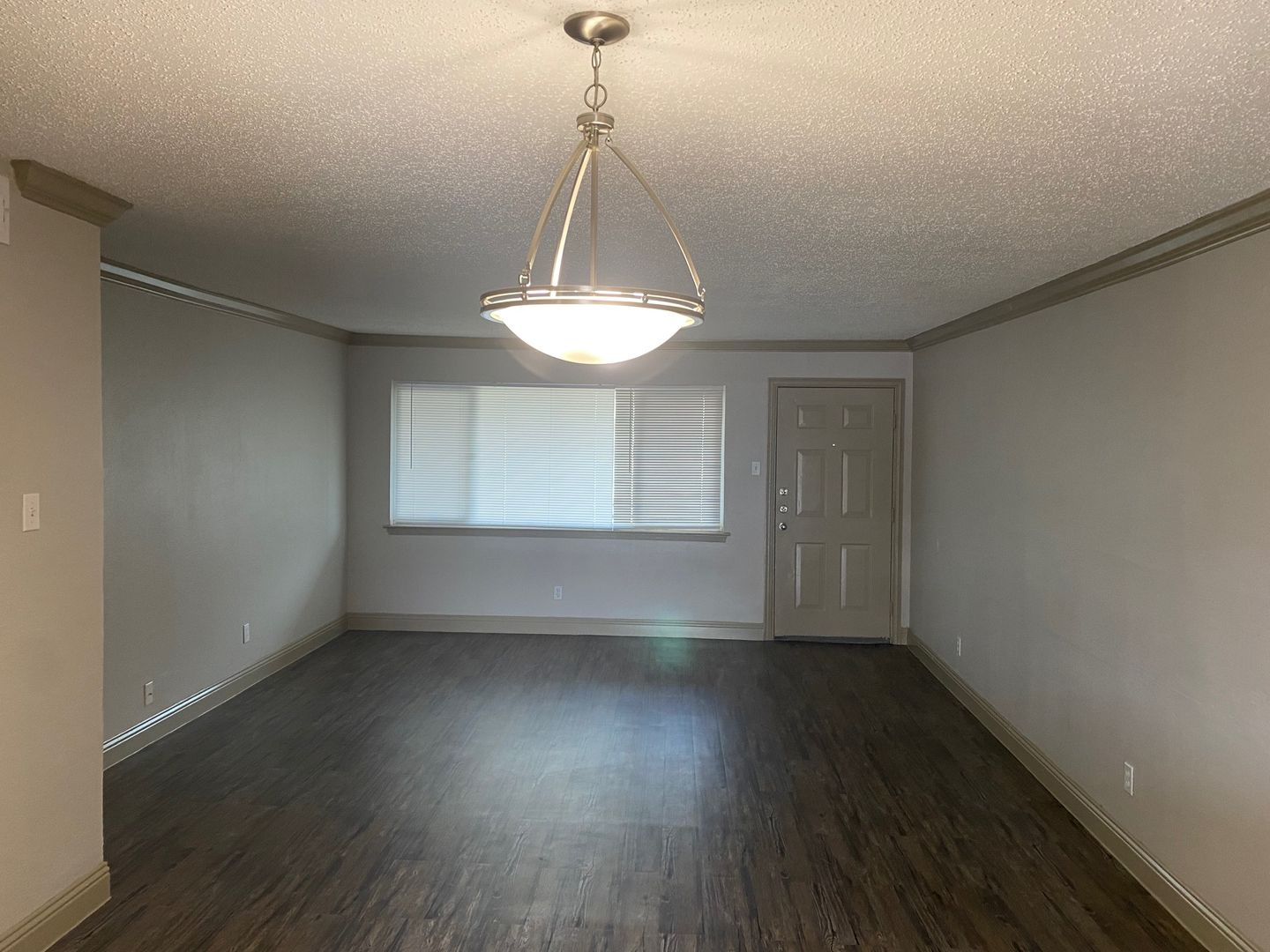 Dallas Apartment: 2555 Webb Chapel Ext
