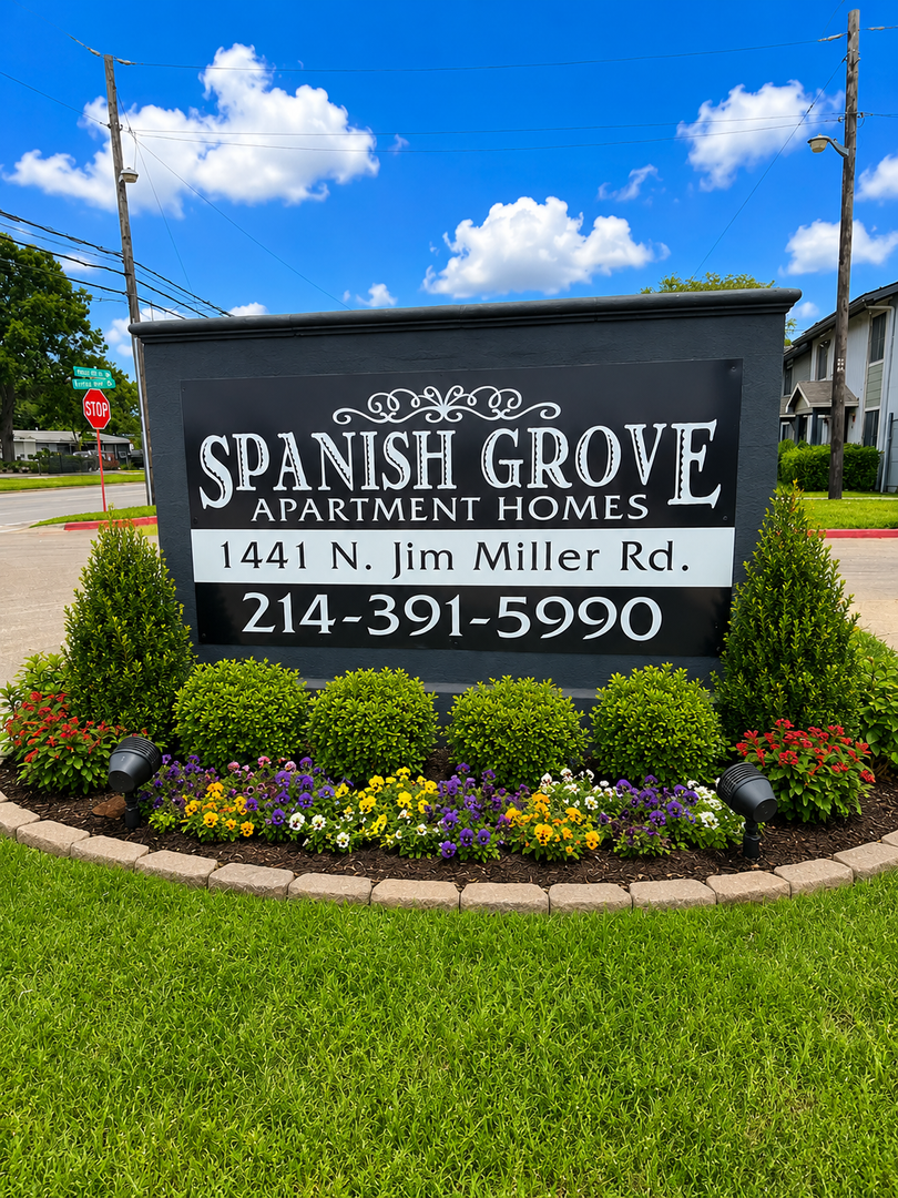 Dallas Apartment: 1441 N Jim Miller Rd
