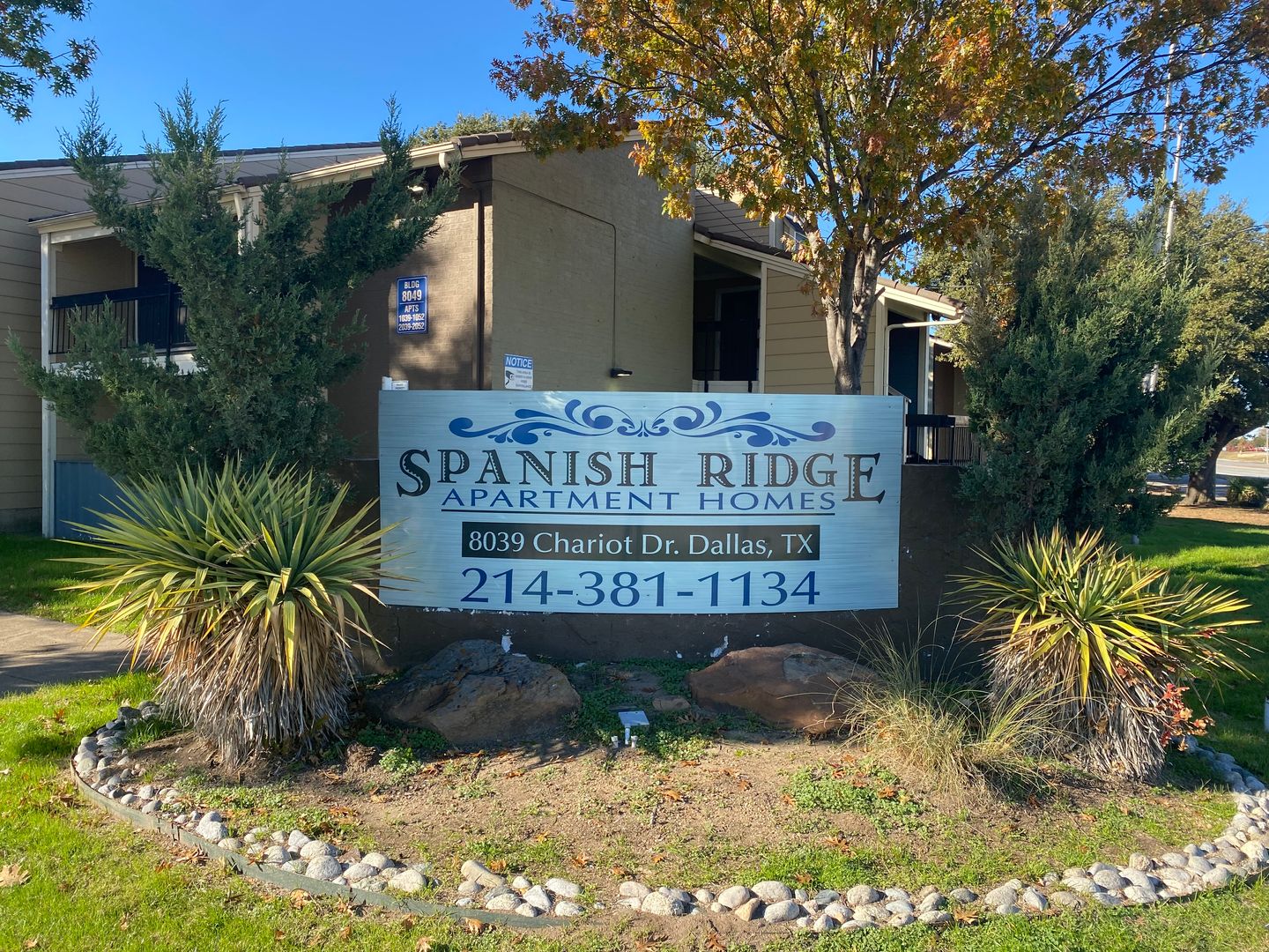 Dallas Apartment: 8039 Chariot Dr