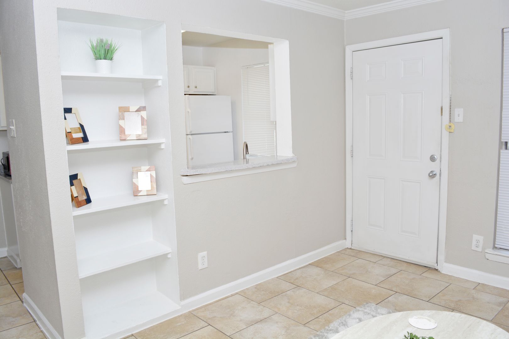 Mesquite Apartment: 2500 E Meadows Blvd