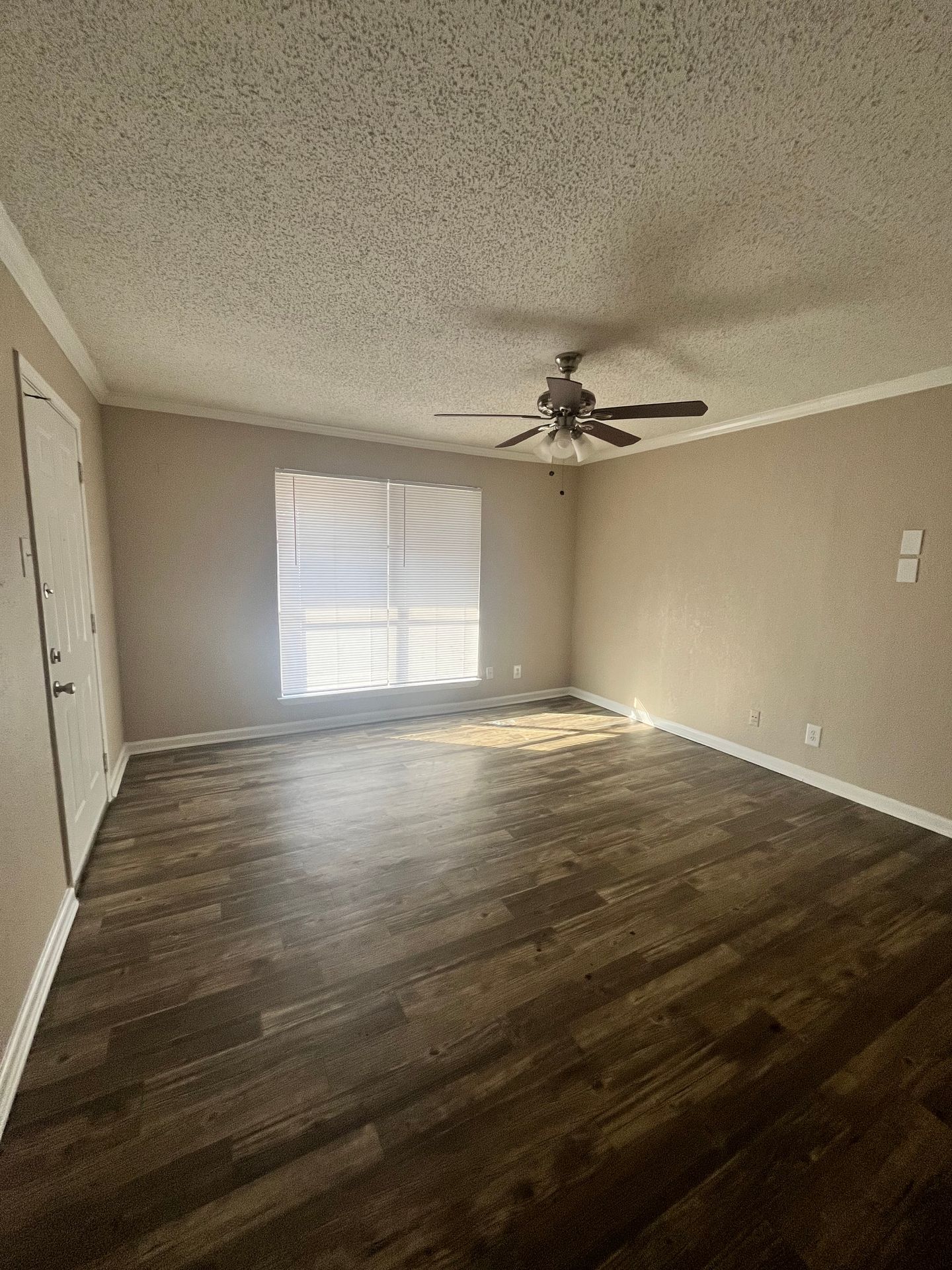Dallas Apartment: 2838 Royal Lane
