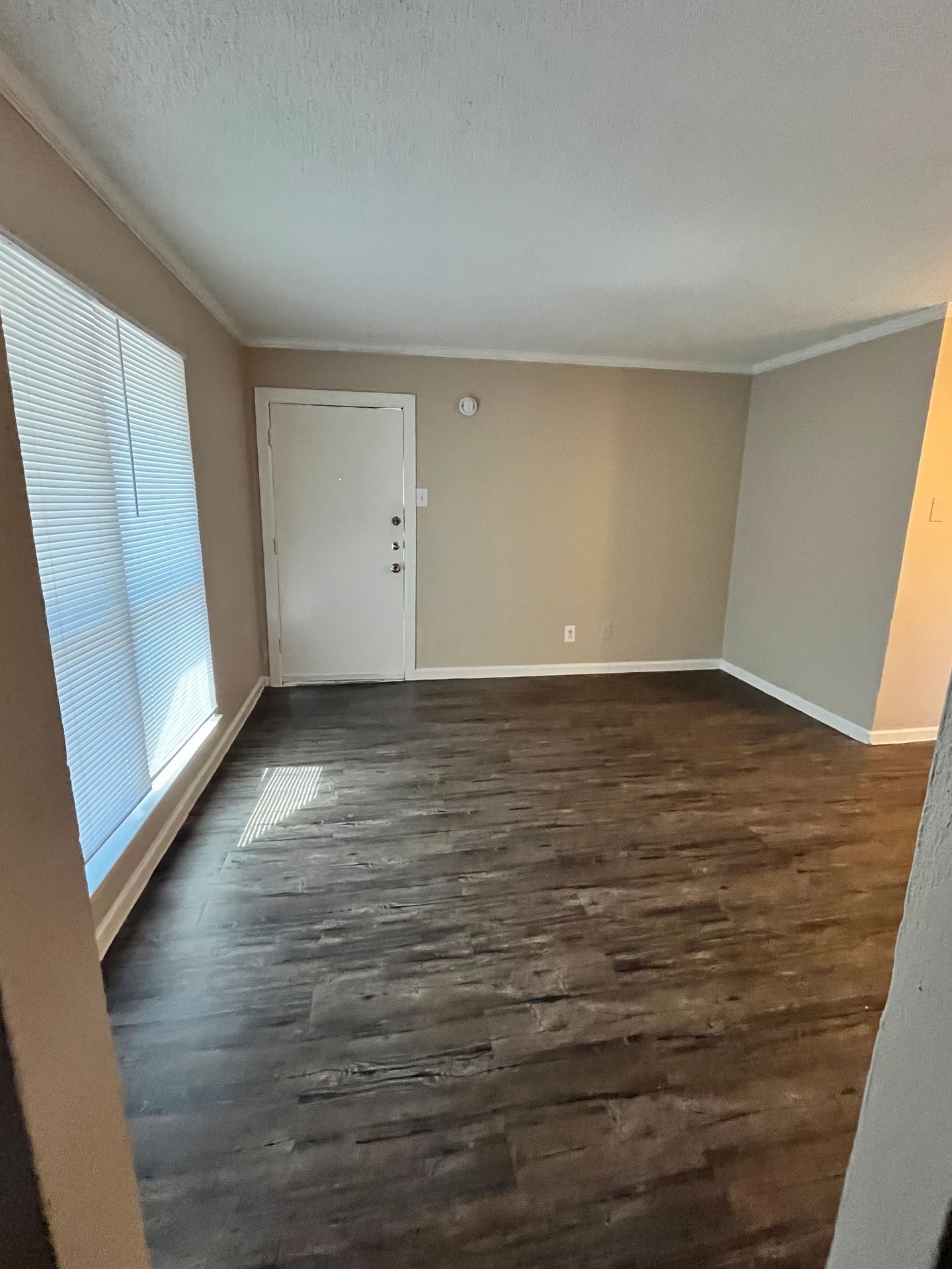 Dallas Apartment: 2838 Royal Lane