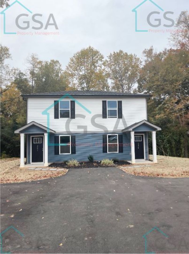 Easley Apartment: Liberty Drive & Old Liberty Road