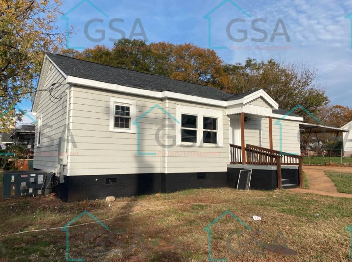 Greenville House: 10 McCrary Street