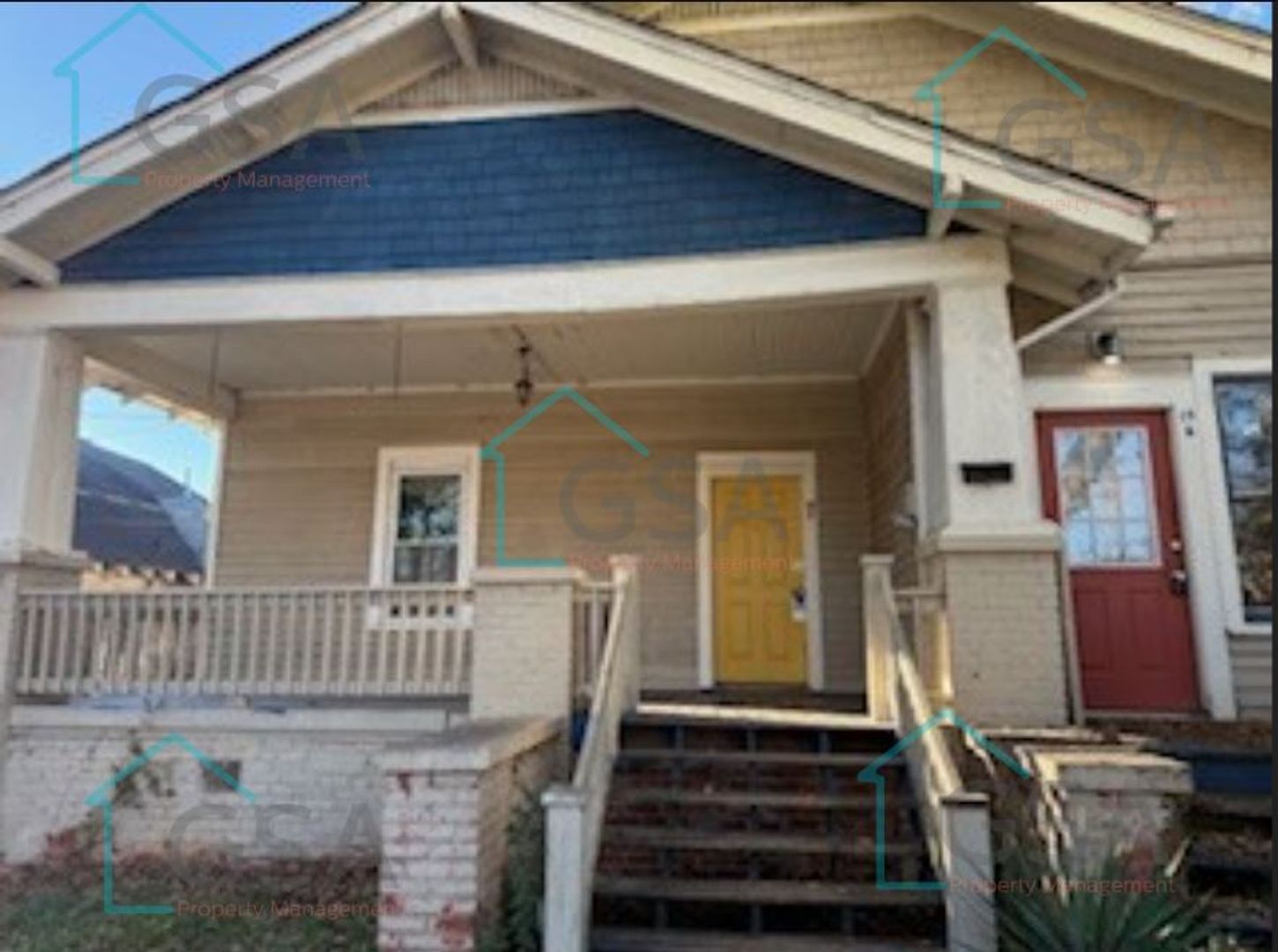 Greenville Apartment: _,_