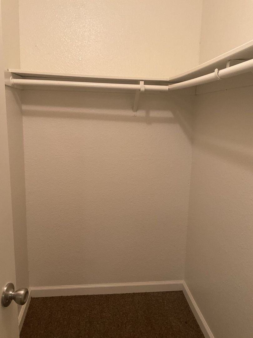 Fresno Apartment: 4760 E. Butler