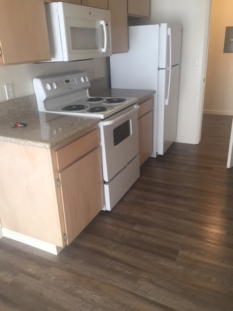 Fresno Apartment: 6549 N palm
