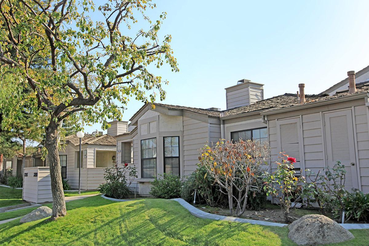 Laurelwood West Villas 8 of 10