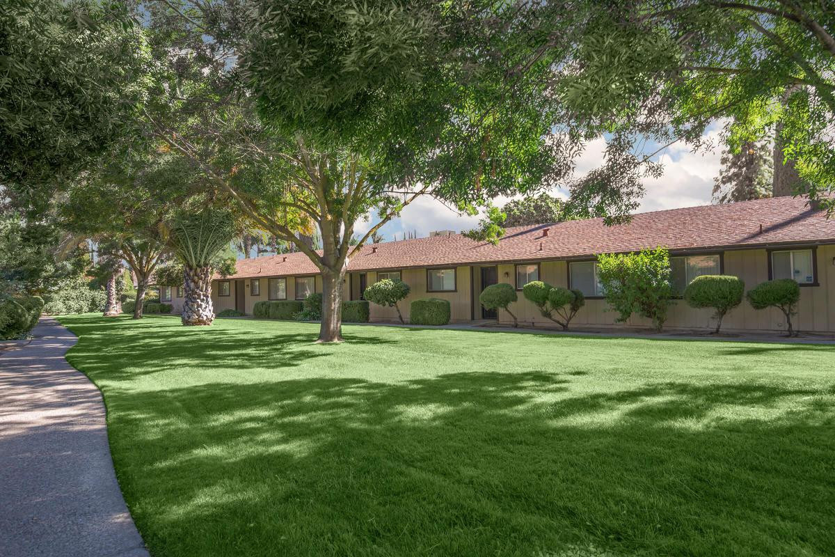 Merced Apartment: 3388 N. G St