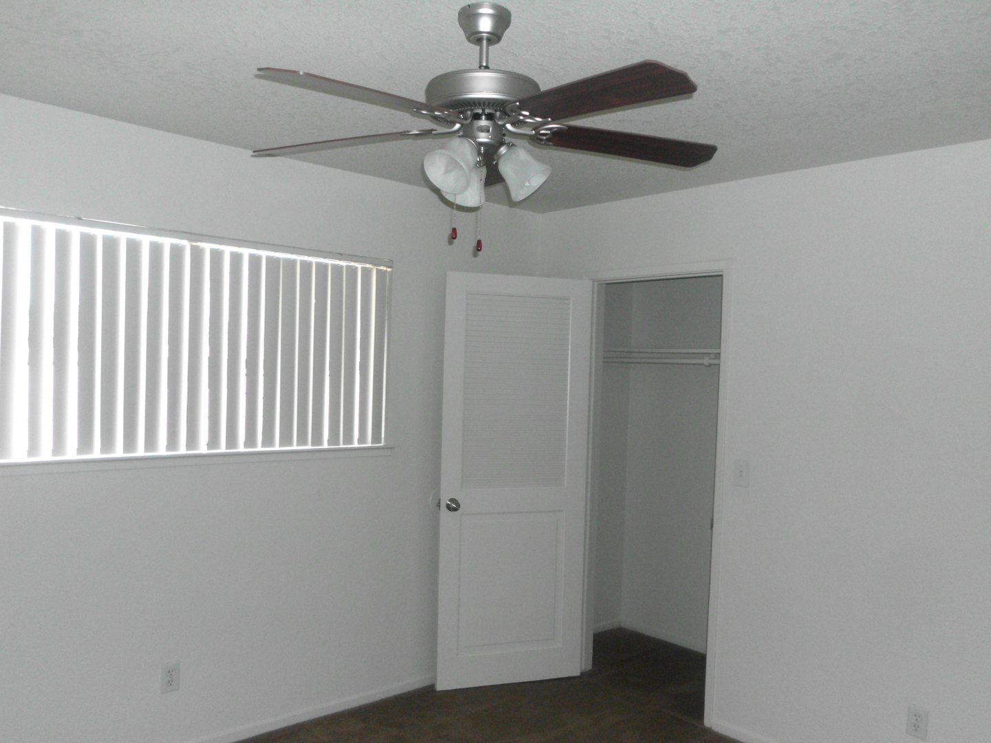 Fresno Apartment: 4735 E. Weldon