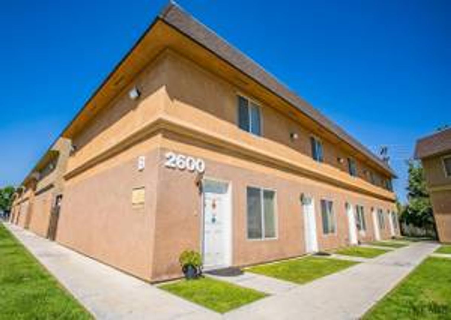 Bakersfield Apartment: 2600 New Stine Rd.