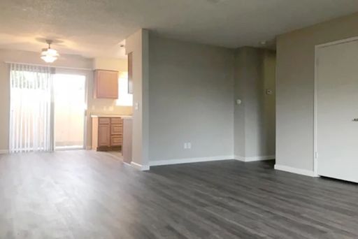 Spacious 2Bed/1Bath Apartment – photo 1