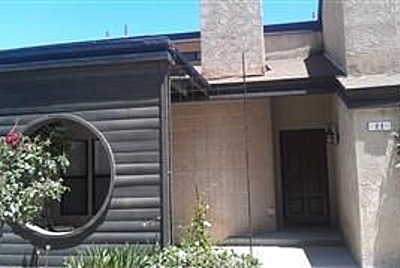Bakersfield Apartment: 5500 Lennox Ave