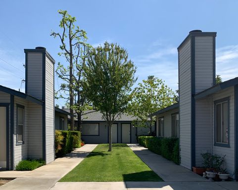 2 Bedroom Available Now! – photo 1
