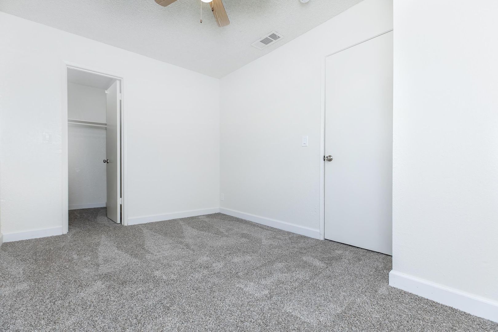 Fresno Apartment: 4760 E. Butler