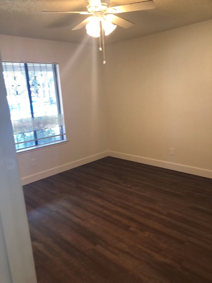 Fresno Apartment: 3212 East Ashcroft Ave.